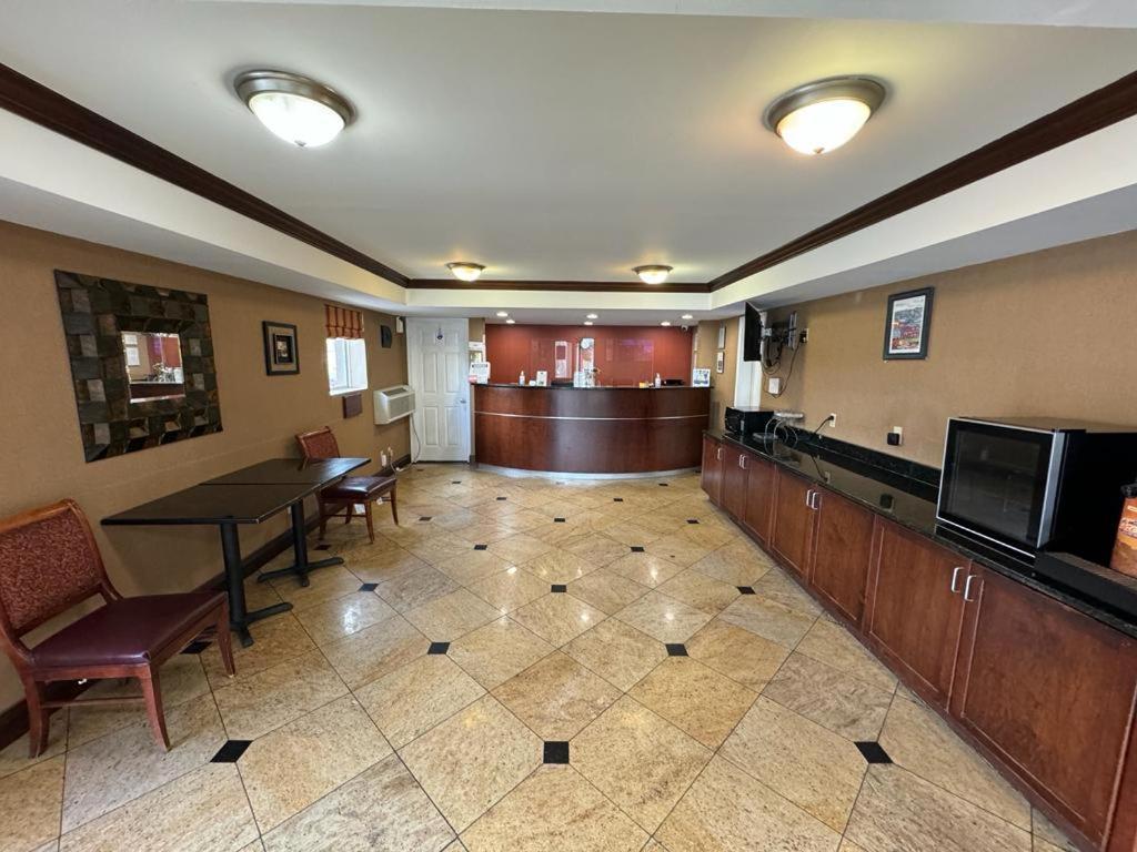 Heritage Inn Милиджвил Екстериор снимка